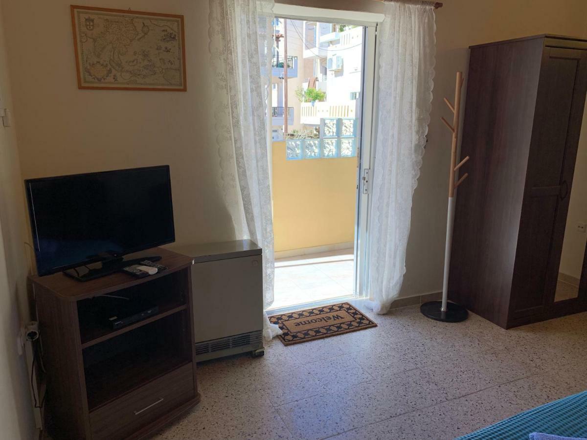 Cozy One-Bedroom Apartment In Halepa, Chania Chania  Exterior photo